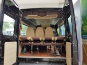 Cần bán Ford Transit Limousine năm 2018, màu đen, 789 triệu
