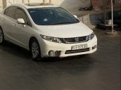 Bán Honda Civic sản xuất 2016, màu trắng, xe còn mới, giá tốt