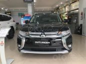 Mitsubishi Outlander giảm giá kịch sàn cho cả năm năng động