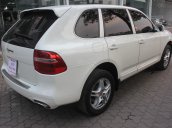 Cần bán Porsche Cayenne đời 2010, màu trắng, nhập khẩu