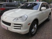 Cần bán Porsche Cayenne đời 2010, màu trắng, nhập khẩu