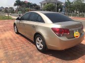 Bán Chevrolet Cruze LS năm sản xuất 2011, màu ghi vàng, chất lượng rất tốt