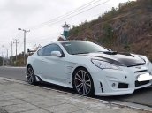 Cần bán xe Hyundai Genesis Coupe sản xuất 2010, xe màu trắng đã lên 1 số đồ chơi, xe chạy 68.100km