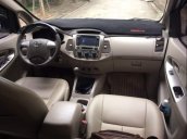 Cần bán xe Toyota Innova năm sản xuất 2015, màu bạc chính chủ, giá tốt