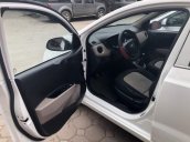 Bán Hyundai Grand i10 sản xuất 2015, màu trắng, nhập khẩu nguyên chiếc số sàn, giá cạnh tranh