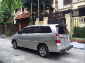 Cần bán xe Toyota Innova năm sản xuất 2015, màu bạc chính chủ, giá tốt