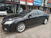 Bán xe Toyota Camry 2.0E năm sản xuất 2015, màu đen, 865tr