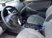 Cần bán gấp Hyundai Accent AT sản xuất năm 2015, màu trắng, xe nhập, giá 480tr