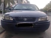 Cần bán Toyota Camry XLi 2.2 đời 1998, màu xanh lam, giá 220tr