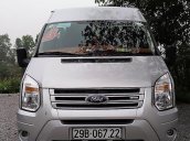 Cần bán gấp Ford Transit sản xuất năm 2014, màu bạc