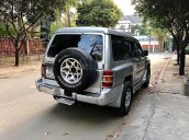 Cần bán xe Mitsubishi Pajero 2005, màu bạc