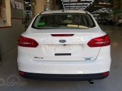 Trả trước 300tr dẫn ngay Ford Focus mới về nhà - LH: 0935.389.404 - Hoàng Ford Đà Nẵng