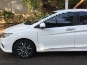 Honda City đời 2017 đăng kí 2018 số tự động, màu trắng