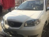 Cần bán gấp Toyota Vios đời 2005, màu trắng, giá tốt