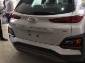 Bán xe Hyundai Kona đời 2018, màu trắng giá cạnh tranh