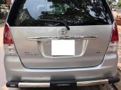 Bán Toyota Innova G năm sản xuất 2010, màu bạc