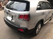 Xe Kia Sorento 2.4L GAT sản xuất năm 2013, màu bạc xe gia đình 