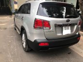 Xe Kia Sorento 2.4L GAT sản xuất năm 2013, màu bạc xe gia đình 