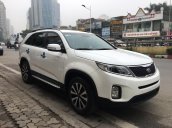 Cần bán Kia Sorento sản xuất năm 2016, màu trắng