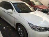 Cần bán gấp xe Honda Accord màu trắng Thái Lan, đời 2015