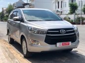Cần bán Toyota Innova đời 2017, màu bạc số sàn, giá chỉ 675 triệu