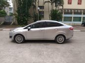 Bán xe Ford Fiesta Titanium 1.5 AT sản xuất năm 2015, màu bạc, nhập khẩu 