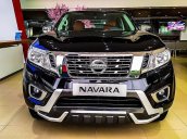 Bán ô tô Nissan Navara EL Premium R đời 2018, màu đen, nhập khẩu Thái Lan
