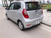 Cần bán gấp Hyundai i10 MT 1.2 năm 2014, màu bạc, nhập khẩu, còn rất mới và đẹp nguyên bản