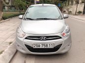 Cần bán gấp Hyundai i10 MT 1.2 năm 2014, màu bạc, nhập khẩu, còn rất mới và đẹp nguyên bản