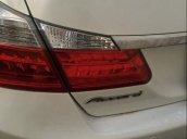 Bán Honda Accord đời 2015, màu trắng, nhập khẩu Thái Lan