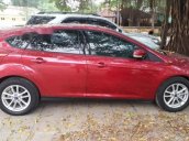 Bán gấp Ford Focus năm 2017, màu đỏ số tự động, giá chỉ 563 triệu