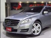 Bán Mercedes R300 đời 2012, màu bạc xe gia đình