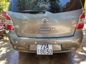 Cần bán Nissan Grand Livina đời 2011, màu xám, xe nhập