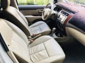 Bán ô tô Nissan Grand livina sản xuất năm 2011, màu vàng, chính chủ giá cạnh tranh