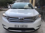 Cần bán xe Toyota Highlander SE sản xuất 2011, màu trắng, xe nhập