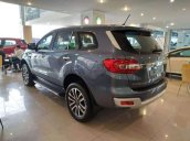 Bán Ford Everest 2019, màu xanh lam, nhập khẩu 