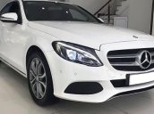 Cần bán xe Mercedes C200 đời 2016, màu trắng, xe chính chủ sử dụng 1 đời chủ