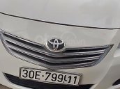 Bán Toyota Vios đời 2010, màu trắng, xe gia đình