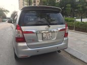 Bán Toyota Innova sản xuất 2015 màu bạc, giá tốt