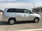 Bán Toyota Innova G 2.0 sản xuất năm 2011, màu bạc chính chủ 