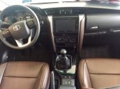 Bán xe Toyota Fortuner 2019, màu bạc, xe nhập