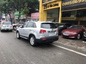 Bán Kia Sorento model 2013, năm sản xuất 2012, màu bạc, giá 535tr