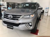 Bán Toyota Fortuner đời 2018, màu bạc, nhập khẩu