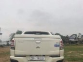 Bán Mitsubishi Triton 2x4 AT 2016, màu trắng, xe nhập, 495tr