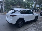 Cần bán gấp Mazda CX 5 năm sản xuất 2018, màu trắng