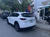 Cần bán gấp Mazda CX 5 năm sản xuất 2018, màu trắng