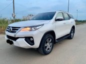 Cần bán Toyota Fortuner 2.4G sản xuất năm 2017, màu trắng, nhập khẩu