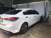 Bán xe Kia Cerato Signature 1.6 AT 2017, màu trắng, 550 triệu