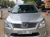 Bán Toyota Innova 2.0G 2012, màu bạc chính chủ, giá tốt 