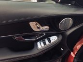 Bán Mercedes GLC 300 sản xuất 2016, màu đỏ, xe đẹp còn thơm mùi mới, cam kết chất lượng bao kiểm tra hãng